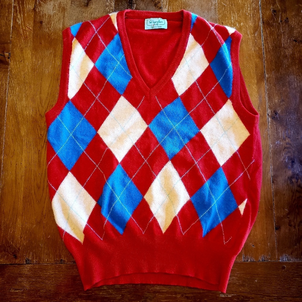 Vintage Benneton v neck sweater vest